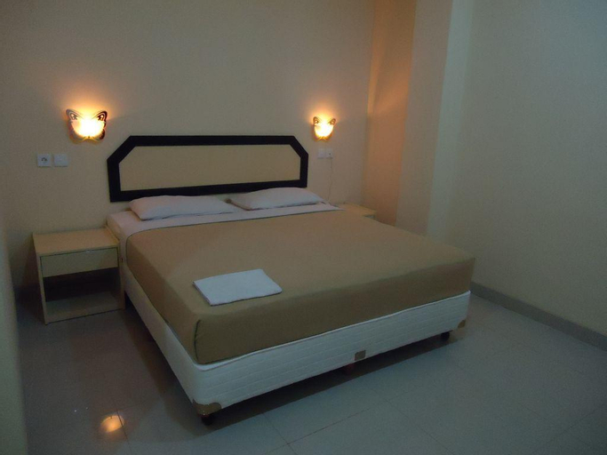 Others 4, Hotel Makmur, Jambi
