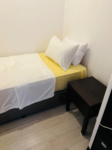 Bedroom 5, Pool x City View 2BR Loft with Wifi & Netflix, Taguig