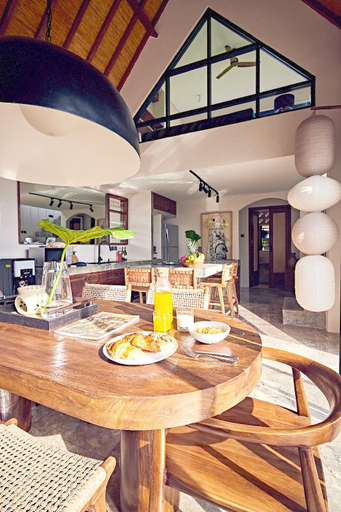 Food & Drinks 4, MASARA 2BR - 2Min to Shops&Resto’s -5Min to CANGGU, Badung