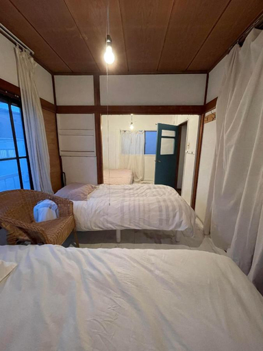 Bedroom 2, Mitaka City Hotel, Mitaka