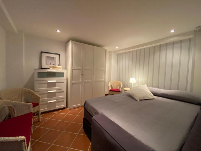 Sicilian Seaside Apartments, Syracuse