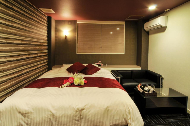 Sport & Beauty, Hotel Cube (Love Hotel), Kitakyūshū