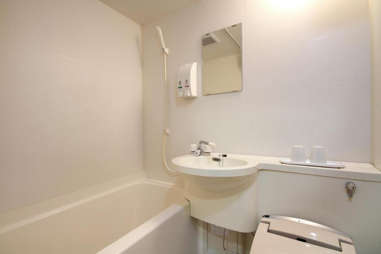 Bathroom 3, Best Inn Uozu, Uozu