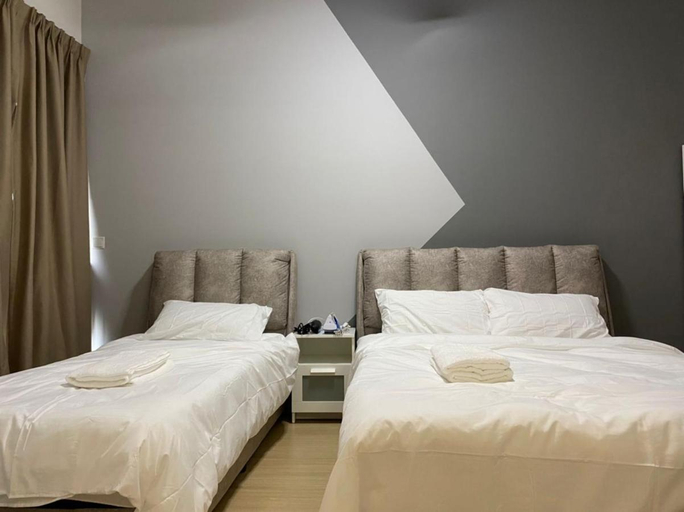 Bedroom 2, New & Modern KL City Centre Suite. For 4 Pax, Kuala Lumpur
