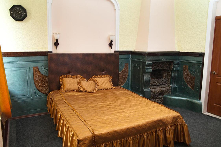 Bedroom 3, Margo Hotel, Kharkivs'ka