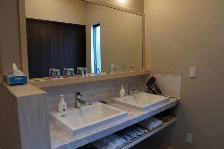 Bathroom, SYA Hotel-上呉服町 一軒家貸し切り, Fukuoka