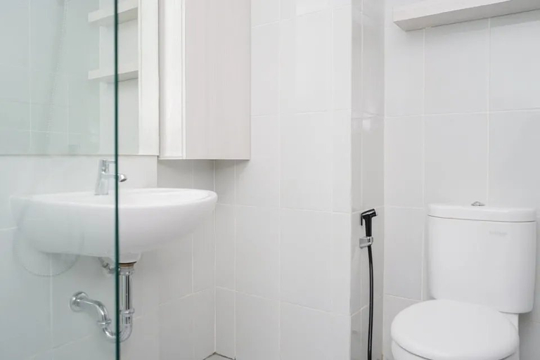 Bathroom 3, Comfortable place at Casa Deparco Apartement, Tangerang