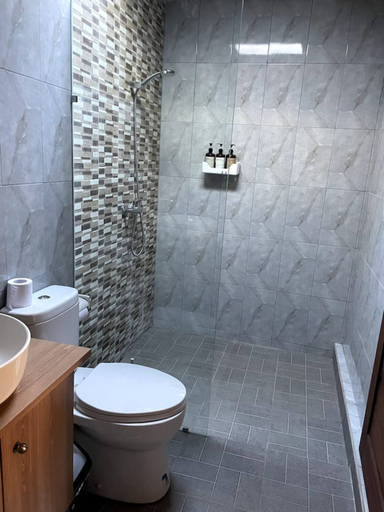 Bathroom 3, Cozy3 Bedroom Private Pool at Seminyak ZN107A, Badung
