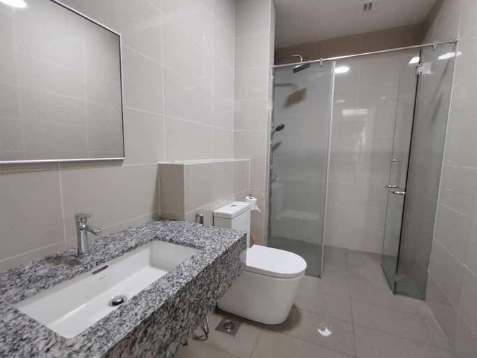 Bathroom 5, Exec 2-bedroom (New World Hotel, Paradigm Mall), Petaling Jaya