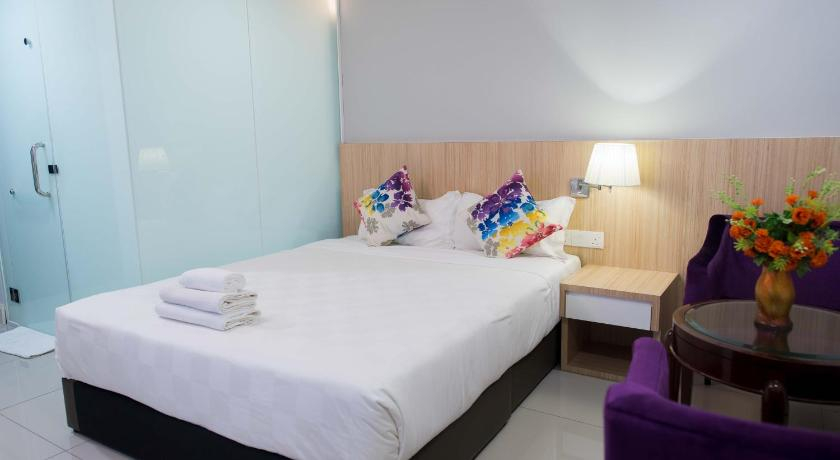 Bedroom 4, Mornington Hotel Waterfront Lumut, Manjung
