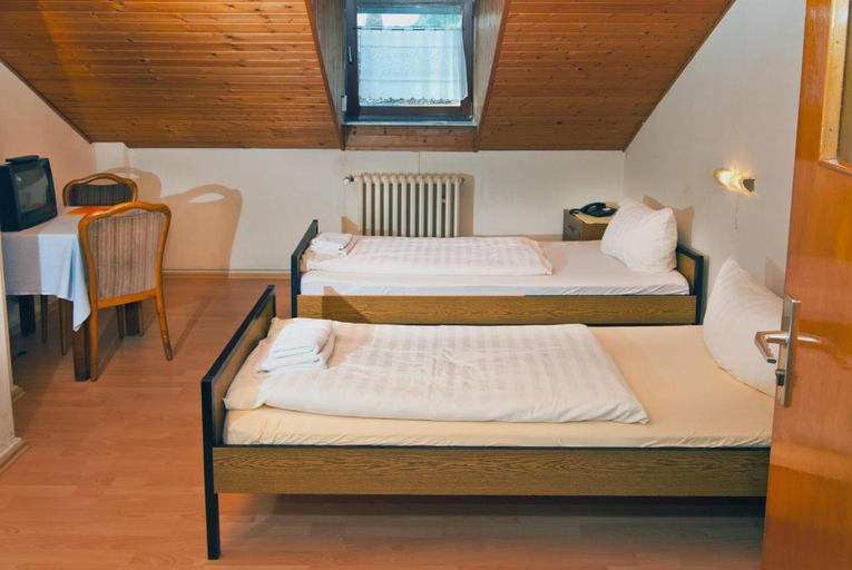 Bedroom, Hotel Kugel, Trier
