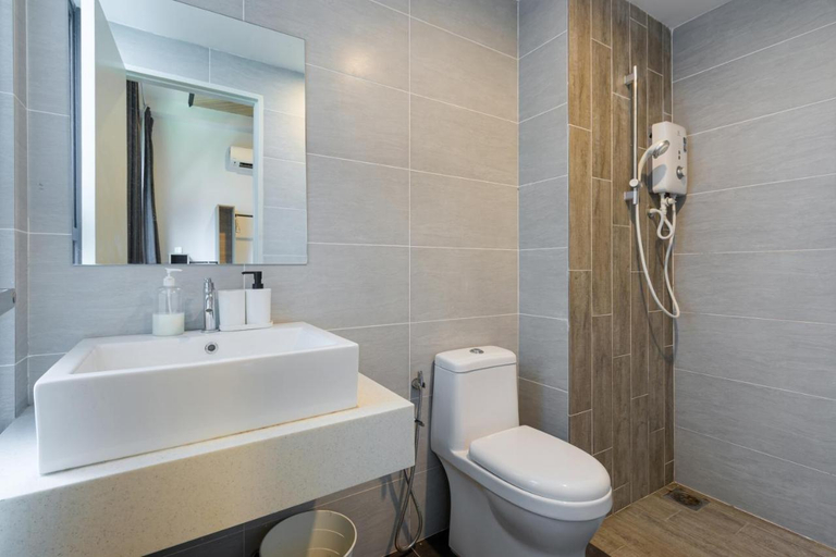 Bathroom 2, ARTE PLUS | Spacious 3 Bedroom | KLCC view, Gombak
