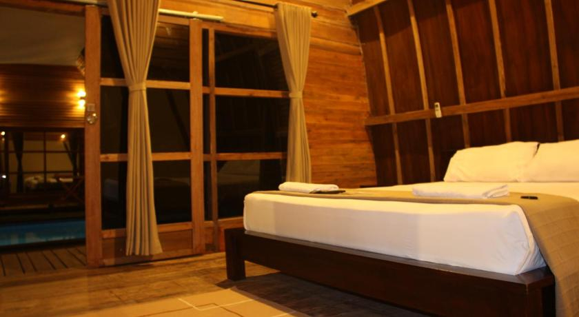 Bedroom, M'adison Gilli, Lombok