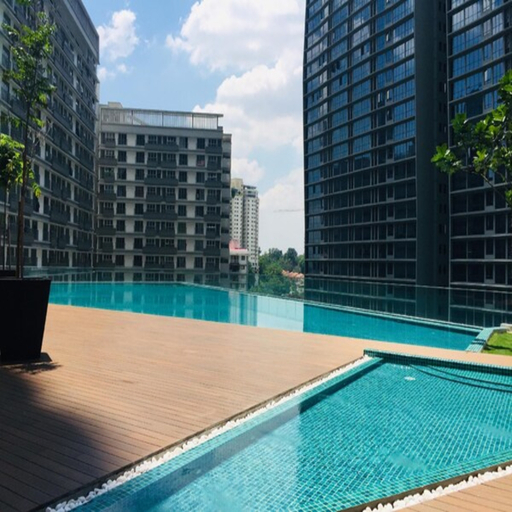 Sport & Beauty, Luxury Apartment with direct link-bridge to LRT, Kuala Lumpur
