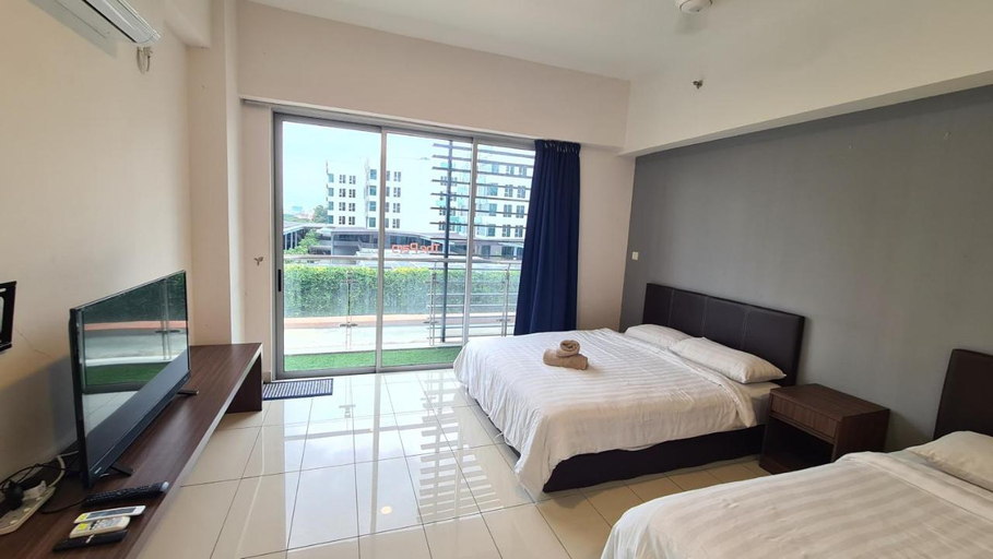 Bedroom 2, Aeropod KK Corner Unit A/2 Queen Bed, Kota Kinabalu