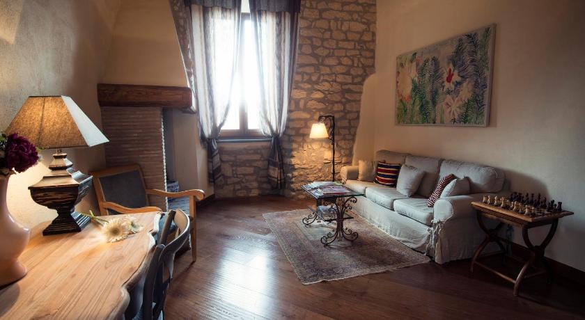 Others 4, La Meridiana Relais, Roma
