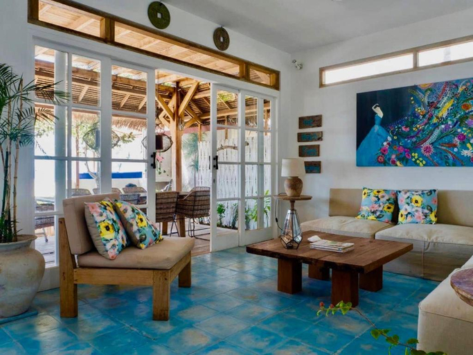 Others 5, Serenity Luxurious Beachfront Villa & Spa with private Infinity Pool, 8 Guests, Lombok
