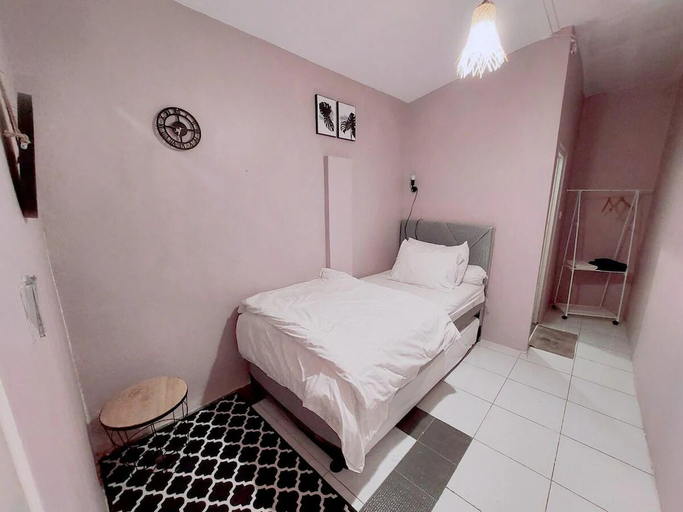 Bedroom 5, UPASAMA Villa - amazing comfy place in Lembang, Bandung