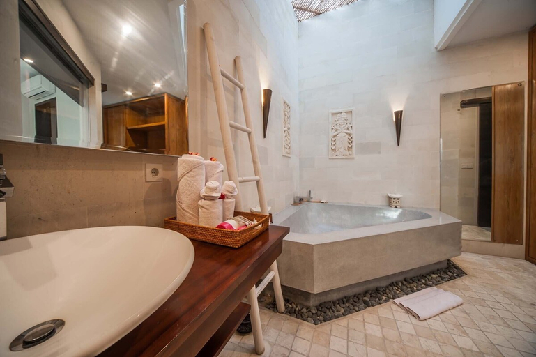 Bathroom 4, Giraffe Villa Seminyak, Badung