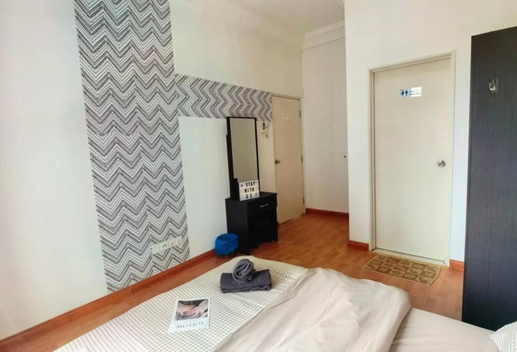 Bedroom 4, Platino 2Bed Paradigm Mall Netflix PoolView BySTAY, Johor Bahru