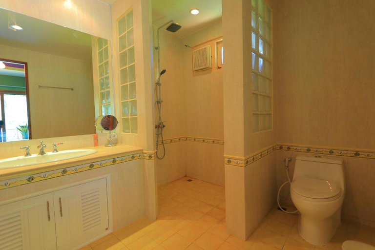 Bathroom, Coral Beach Pool Villa Khao Lak, Takua Pa