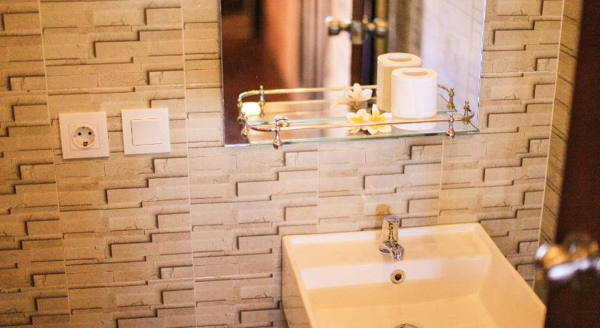 Bathroom 3, JJ Home, Badung