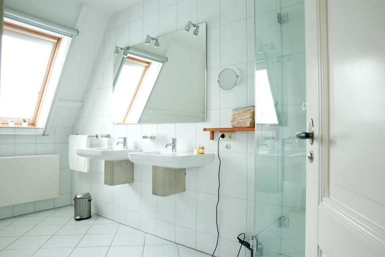 Bathroom 2, PicaBella - B&B en atelier, Lochem