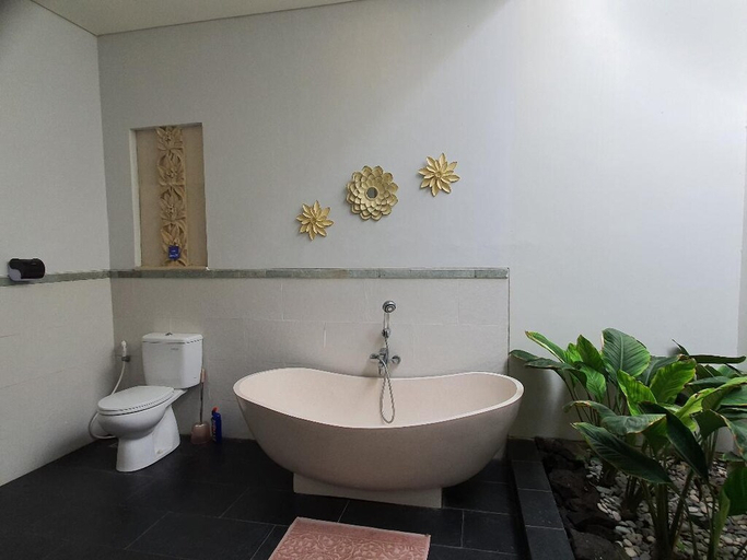 Bathroom 5, Harvest Villa, The Ocean Views Luxury Villas,  lot 10, Badung