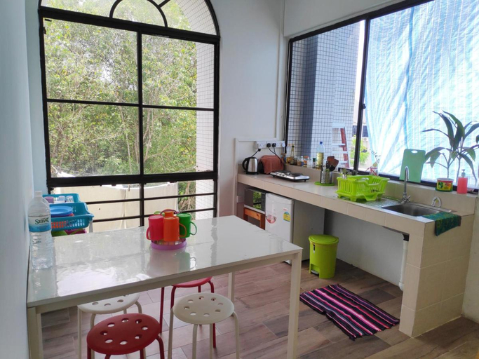 Others 4, EZ Lodgings, Bandar Seri Begawan