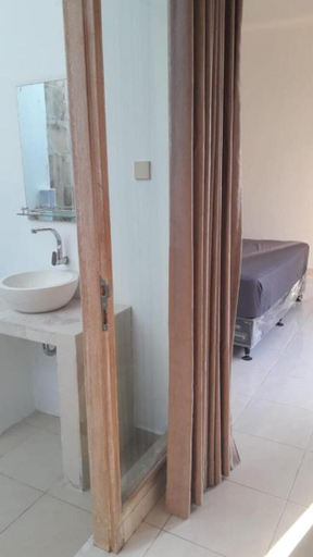 Bathroom 1, Villa Santika, Buleleng