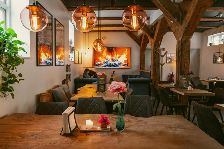 Food & Drinks, Bedwood Hostel, Copenhagen