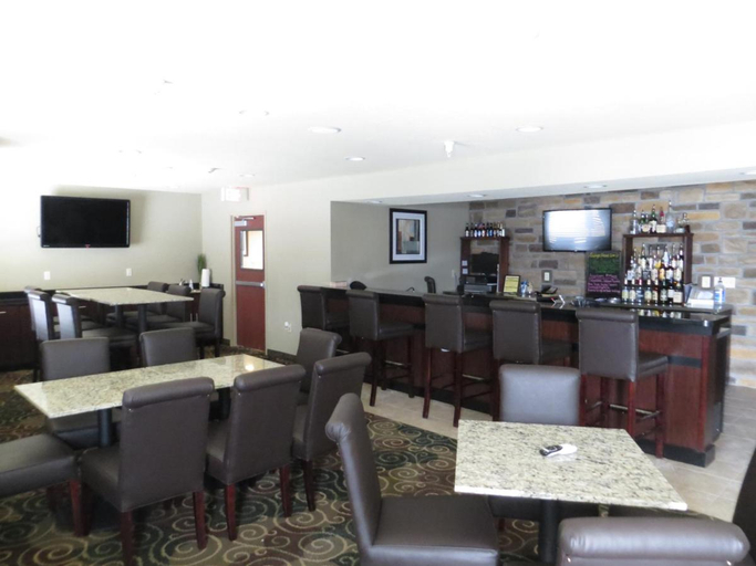 Food & Drinks 4, Cobblestone Inn & Suites - Harper, Harper
