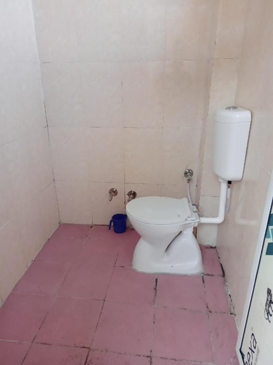 Bathroom 3, Narmada Guest House, Indore