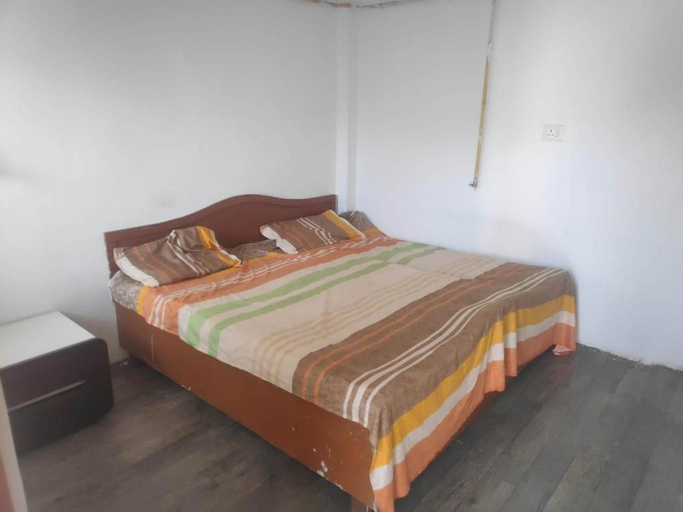 Bedroom 2, Narmada Guest House, Indore