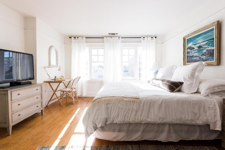 Bedroom 2, The Venice Beach House, Los Angeles