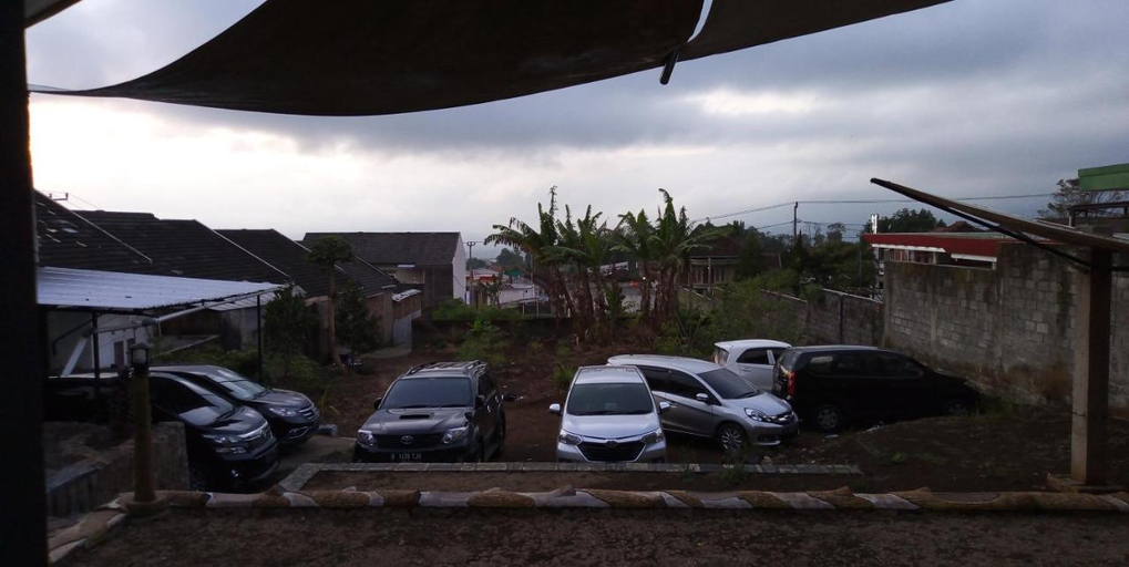 Public Area, Hazza Syaria Homestay, Garut