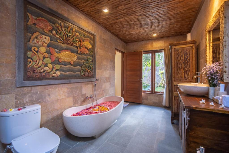 Bathroom 2, Mandra Villa, Gianyar
