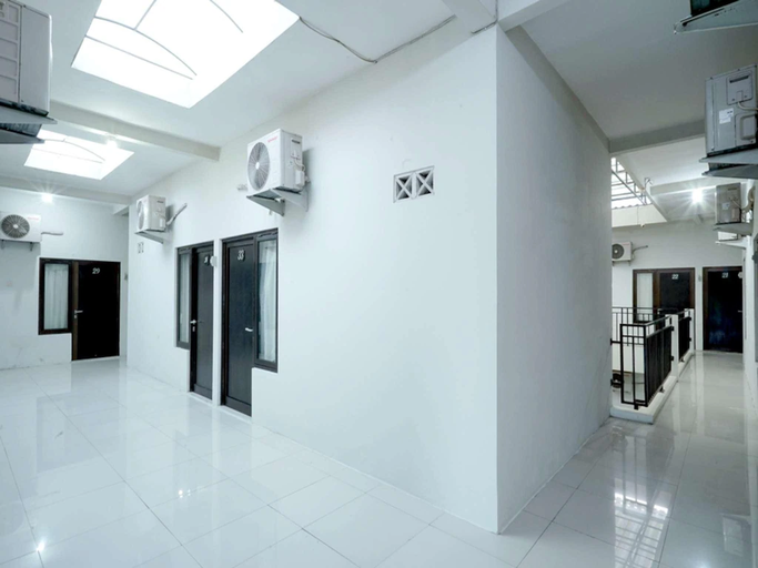 Others 4, D' Paragon Bulusan, Semarang