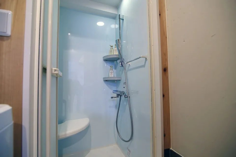 Bedroom 28