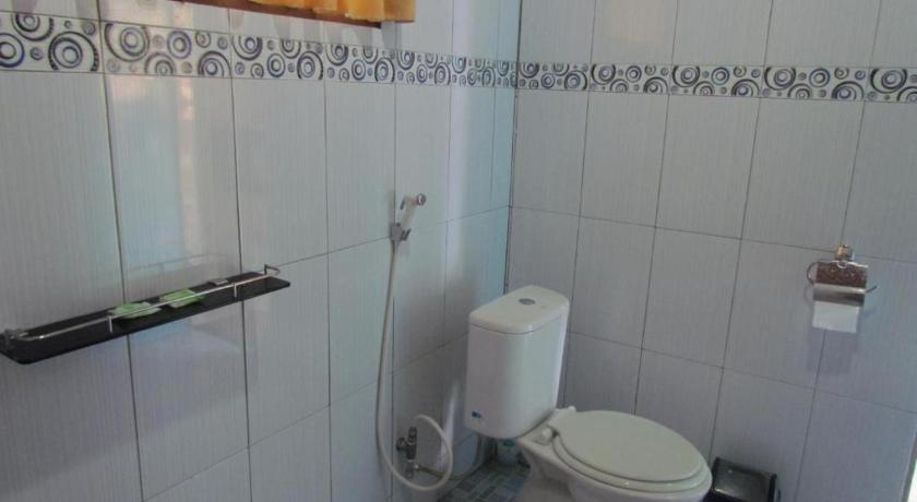 Bathroom 5, Lekjon Cottage, Samosir