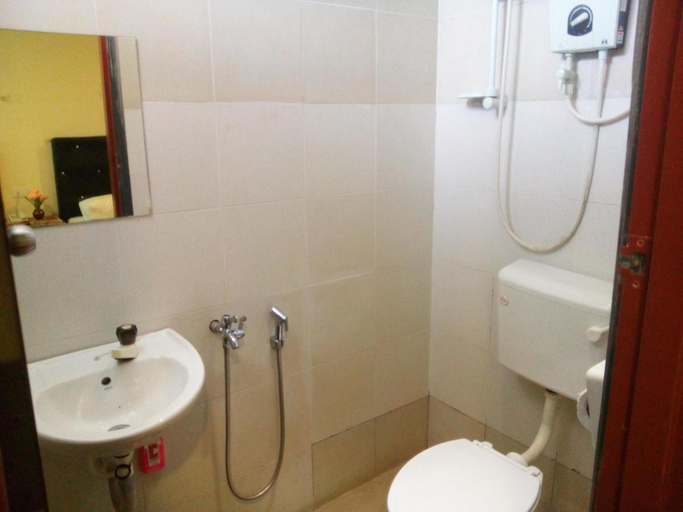 Bathroom, BINKHALED HOTEL, Kota Tinggi