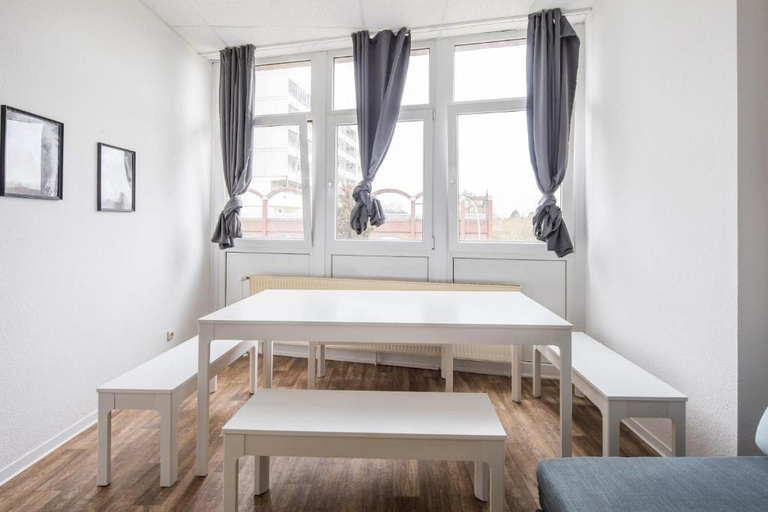 Others 3, Spacious 2 BR Apartment Hamburg, Hamburg