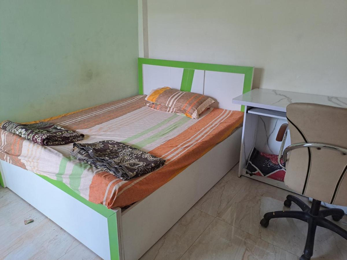 Bedroom 4, Narmada Guest House, Indore