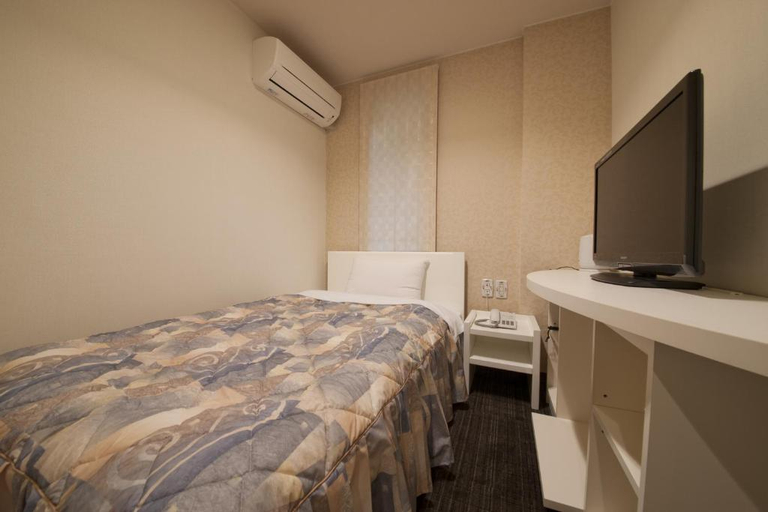 Bedroom 2, Kikunoya, Hatsukaichi