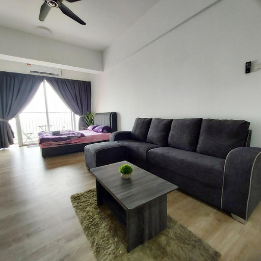 Others 3, Infinity 5  @ Swimming Pool @ 13 Pax + FREE Wifi, Manjung