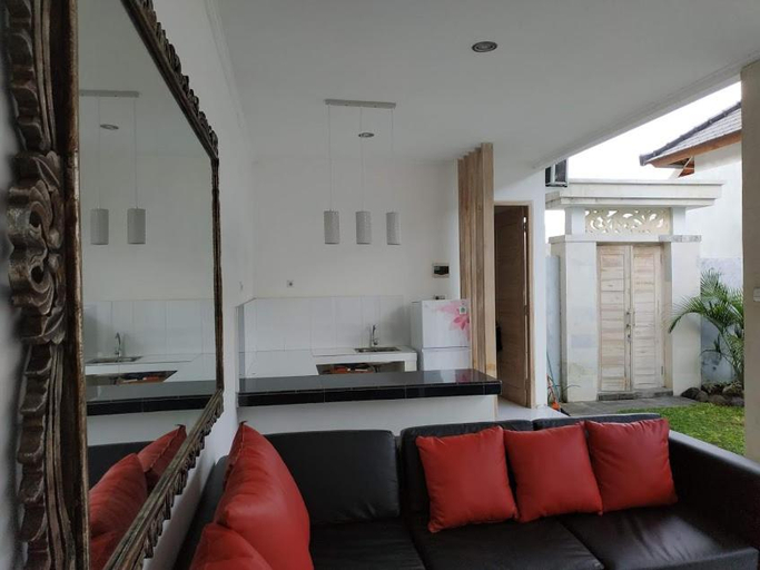 Others 3, Villa Santika, Buleleng
