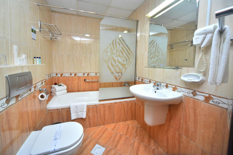 Bathroom 4, Emirates Stars Hotel Apartments, Dubai