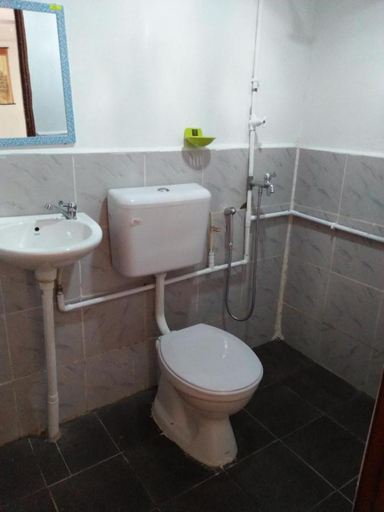 Bathroom, CHALET WARISAN SINERGI, Alor Gajah