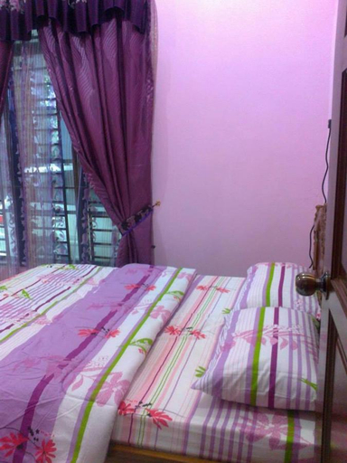 Bedroom 2, RumahTamu SURURINA, Kota Bharu