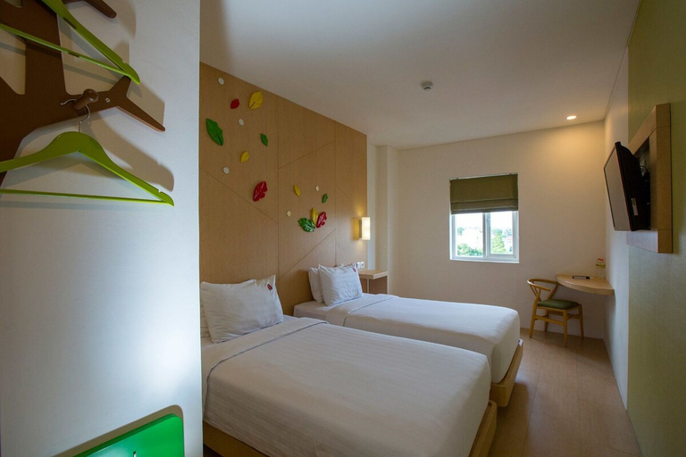 Bedroom 2, Maxone Hotels at Malang, Malang